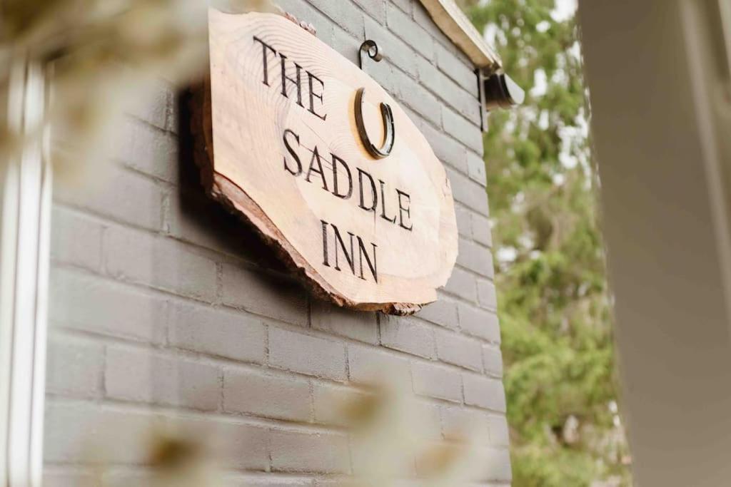 The Saddle Inn, Snetterton Circuit 노리치 외부 사진