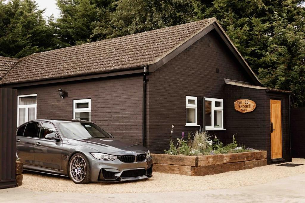 The Saddle Inn, Snetterton Circuit 노리치 외부 사진
