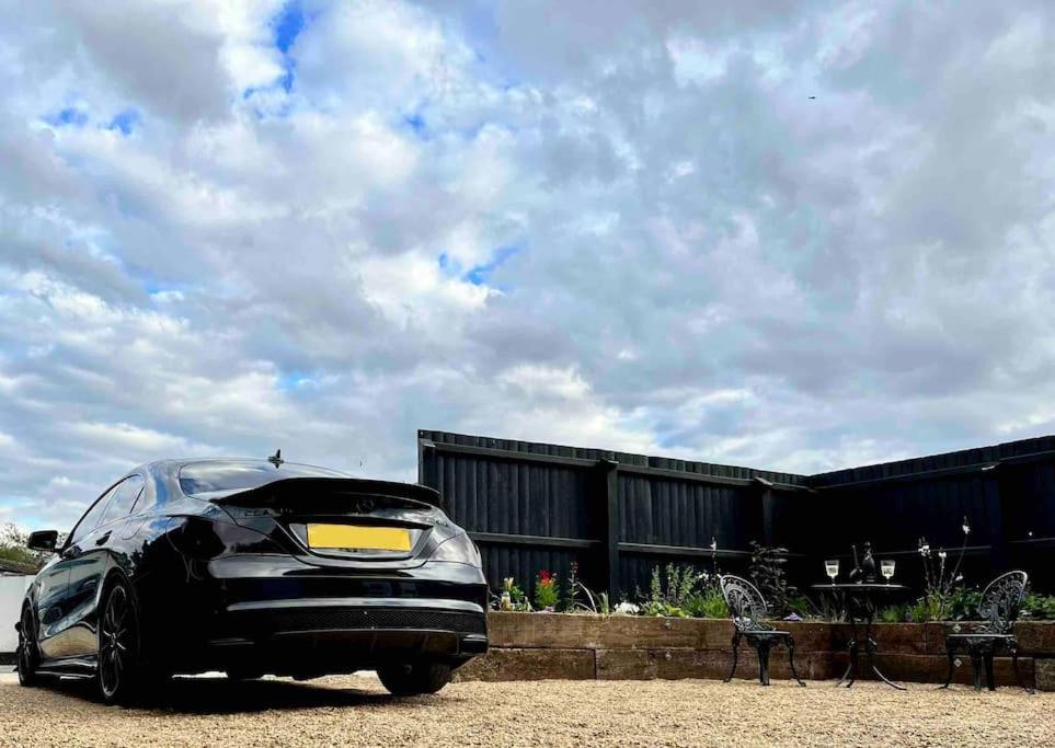 The Saddle Inn, Snetterton Circuit 노리치 외부 사진